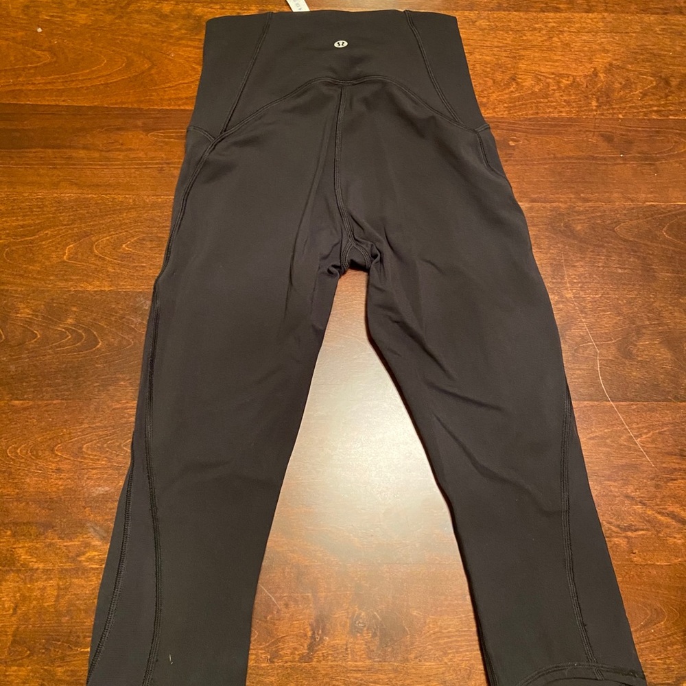 Lululemon black Capri length leggings